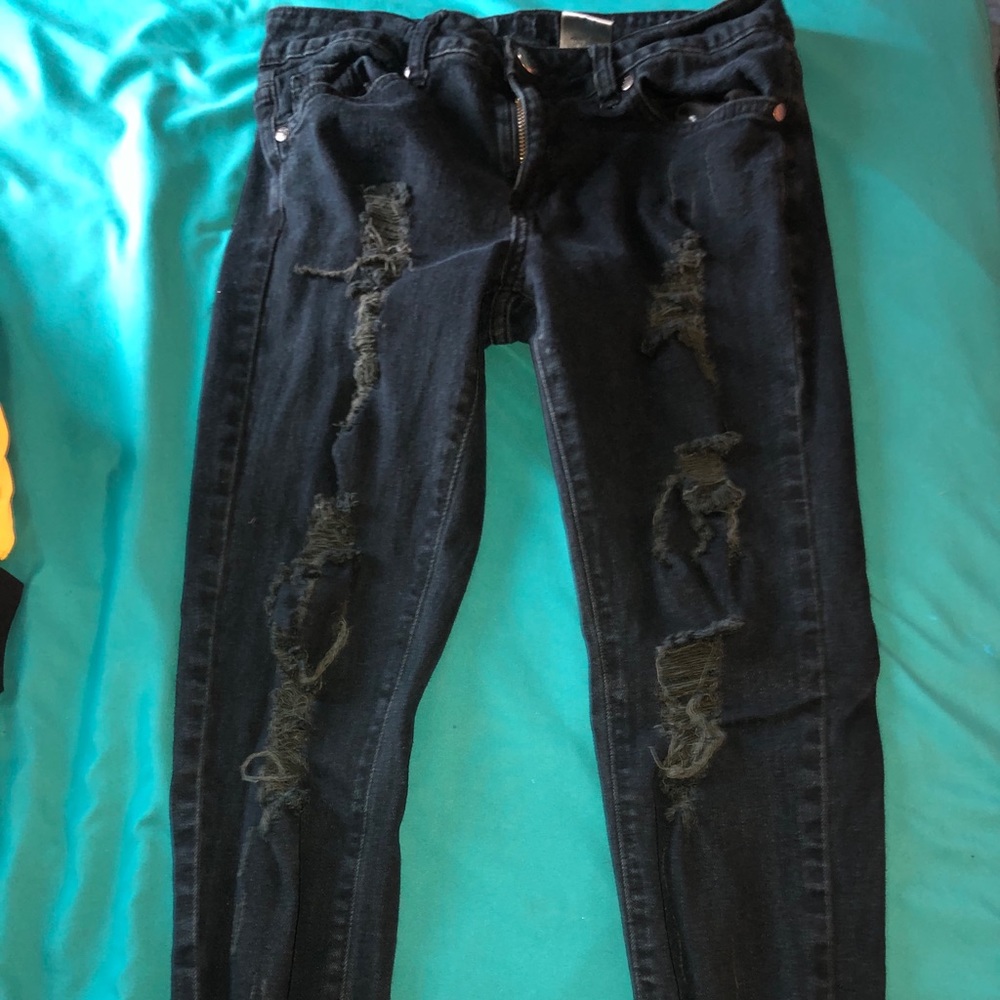 black skinny jeans